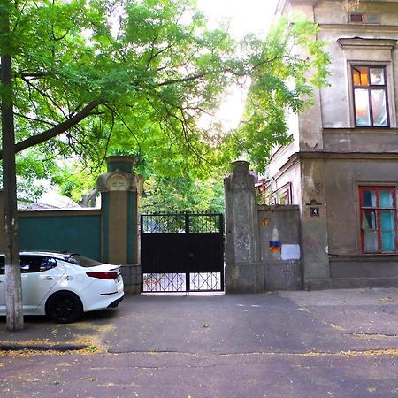 Успенский 敖德萨 外观 照片